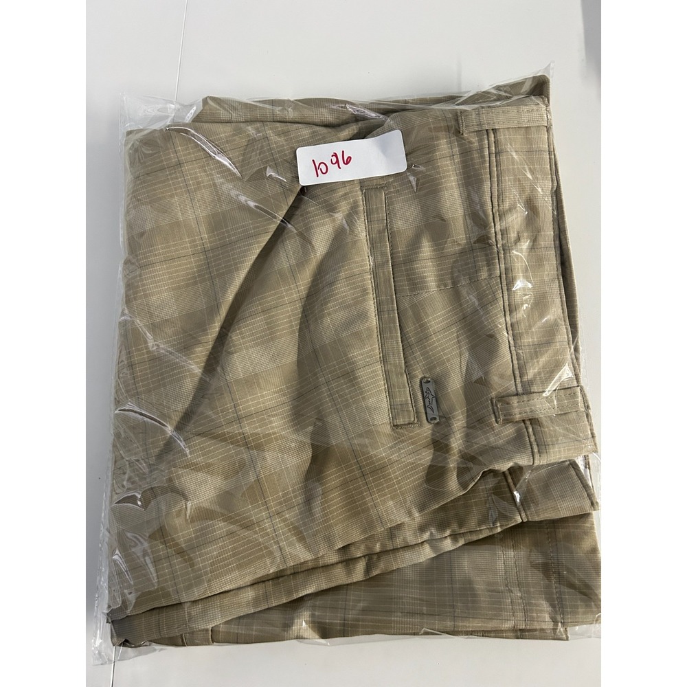 Greg Norman For Tasso Elba Mens 36 Beige Plaid Cargo Golf Shorts Stretch - Picture 8 of 8